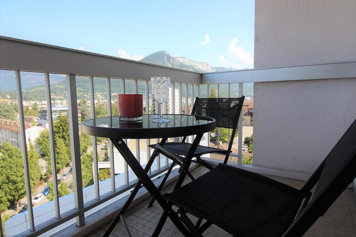 Apartmán Mont Royal Balcon Et Piscine Annecy Exteriér fotografie